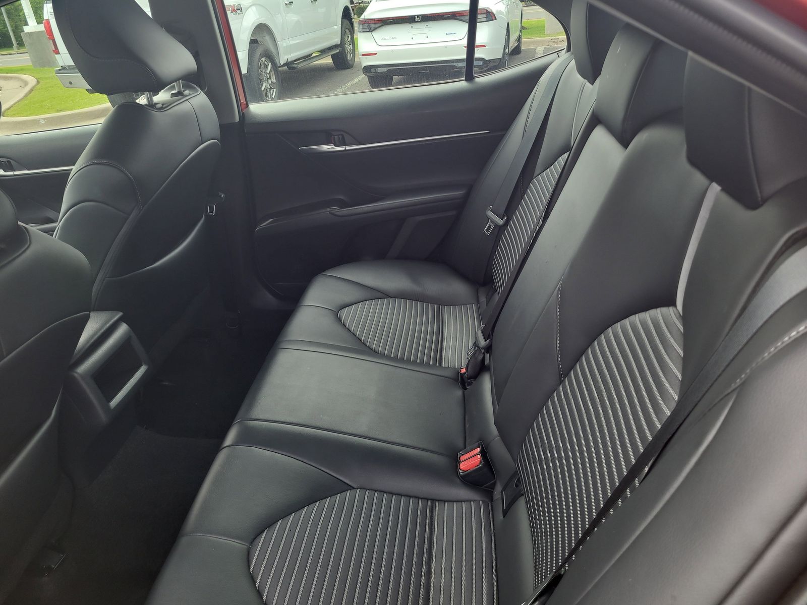 2024 Toyota Camry SE - Photo 22