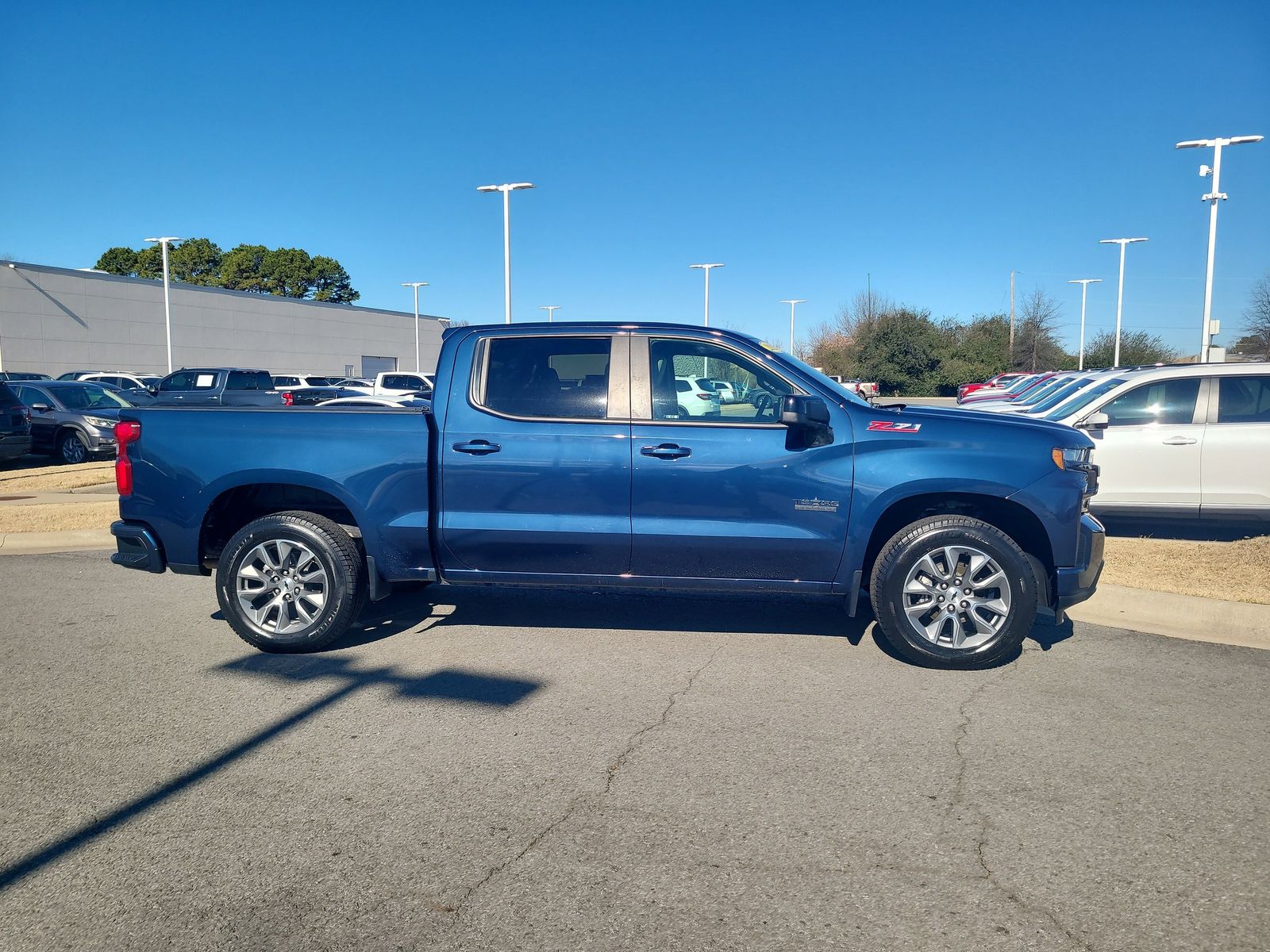 Used 2020 Chevrolet Silverado 1500 RST with VIN 1GCUYEED1LZ359330 for sale in Little Rock
