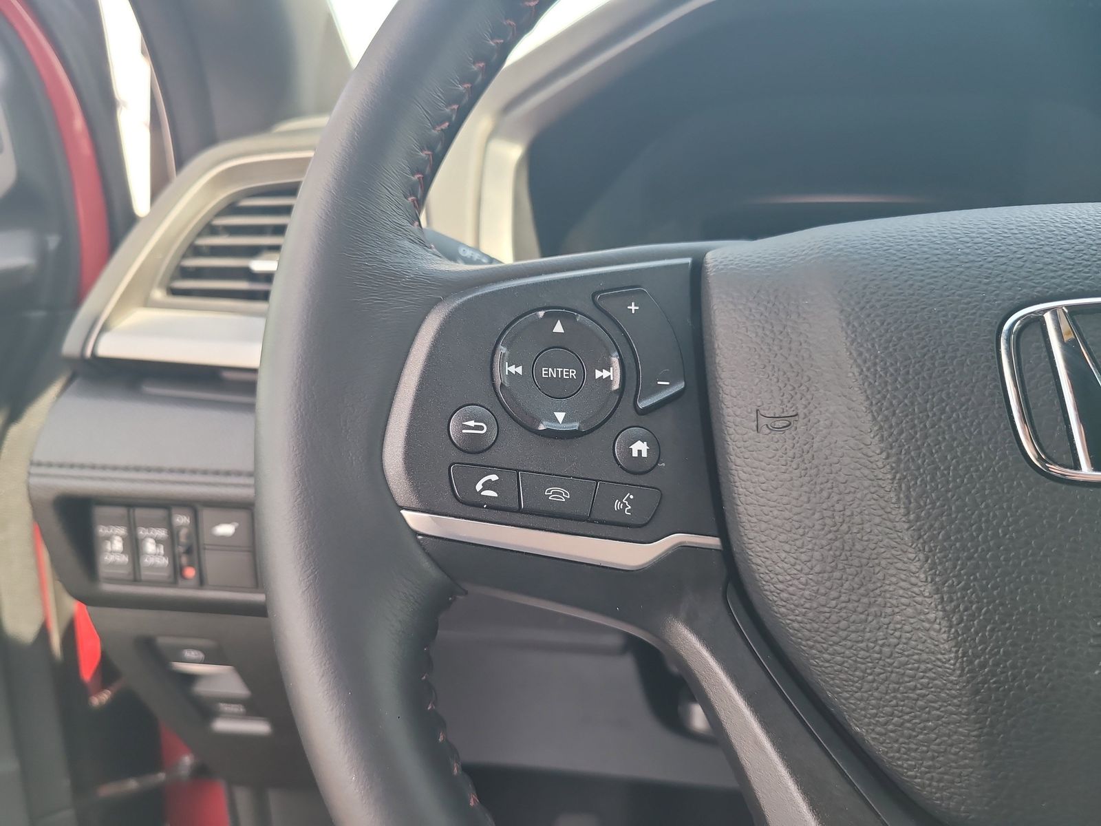 2024 Honda Odyssey SPORT - Photo 14