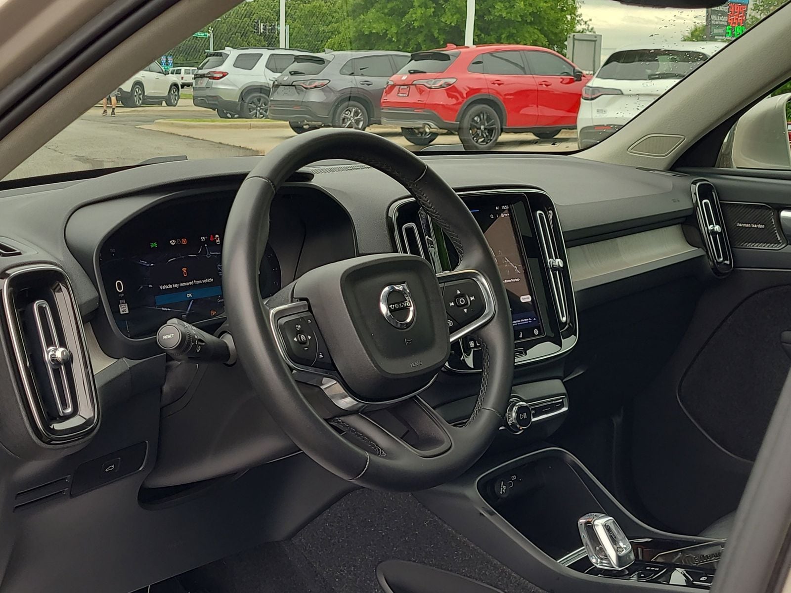 2023 Volvo XC40 Ultimate - Photo 10