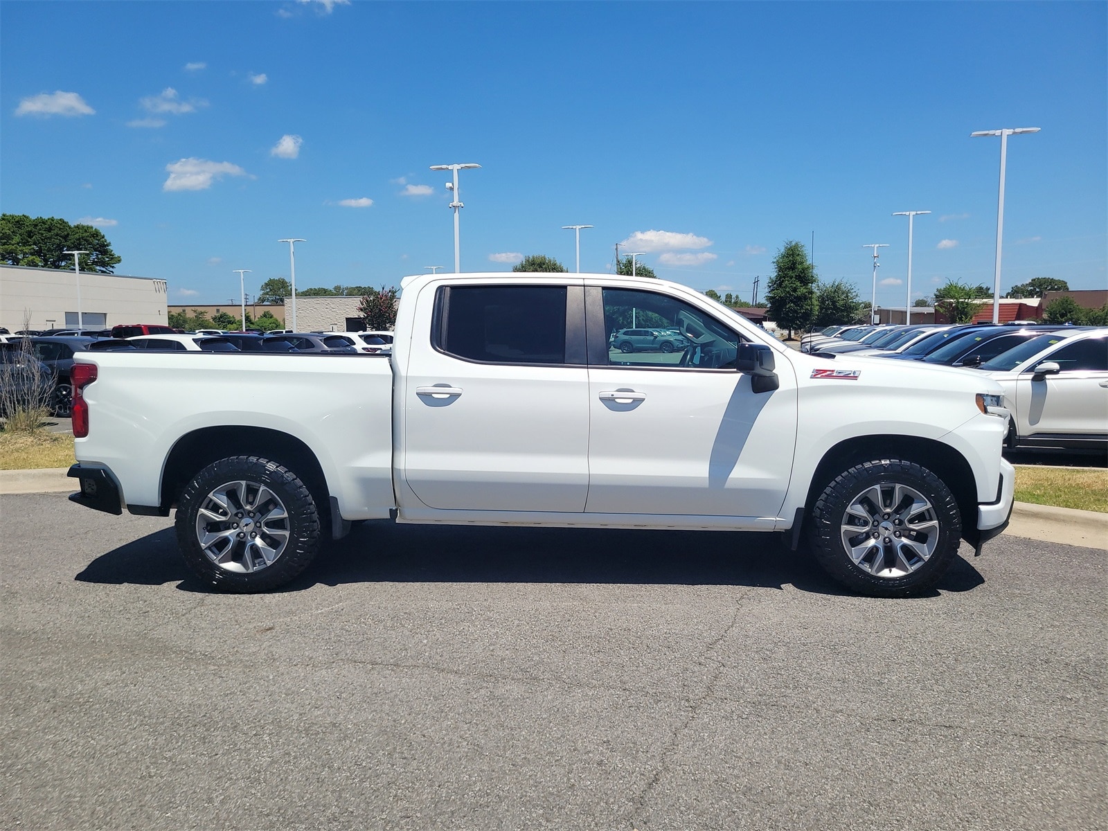 Used 2022 Chevrolet Silverado 1500 Limited RST with VIN 1GCUYEED2NZ199378 for sale in Little Rock