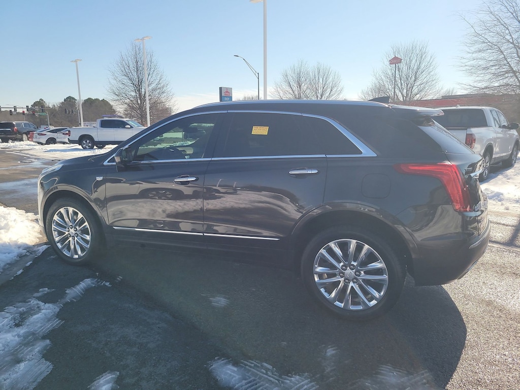 Used 2017 Cadillac XT5 Platinum SUV