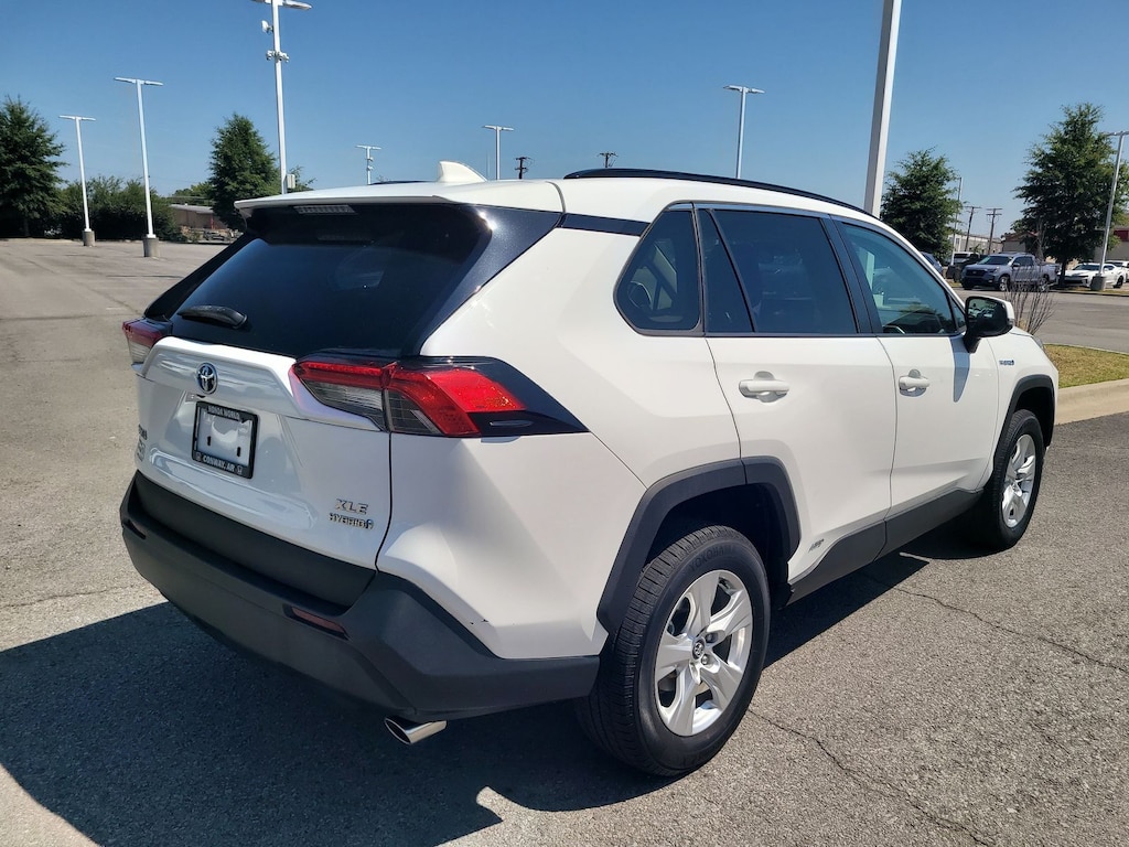 Used 2020 Toyota RAV4 Hybrid XLE SUV