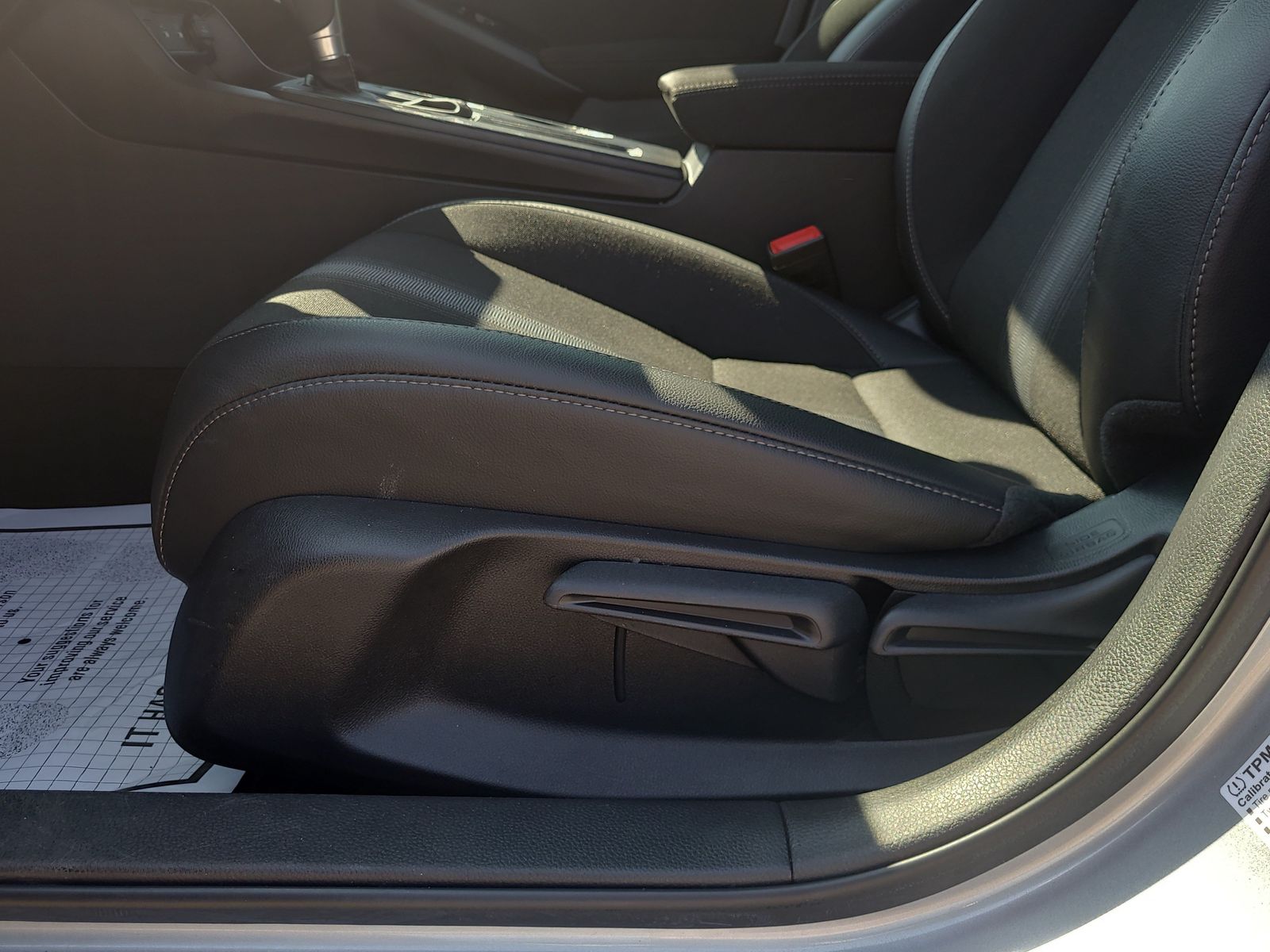 2025 Honda Civic Sport - Photo 22