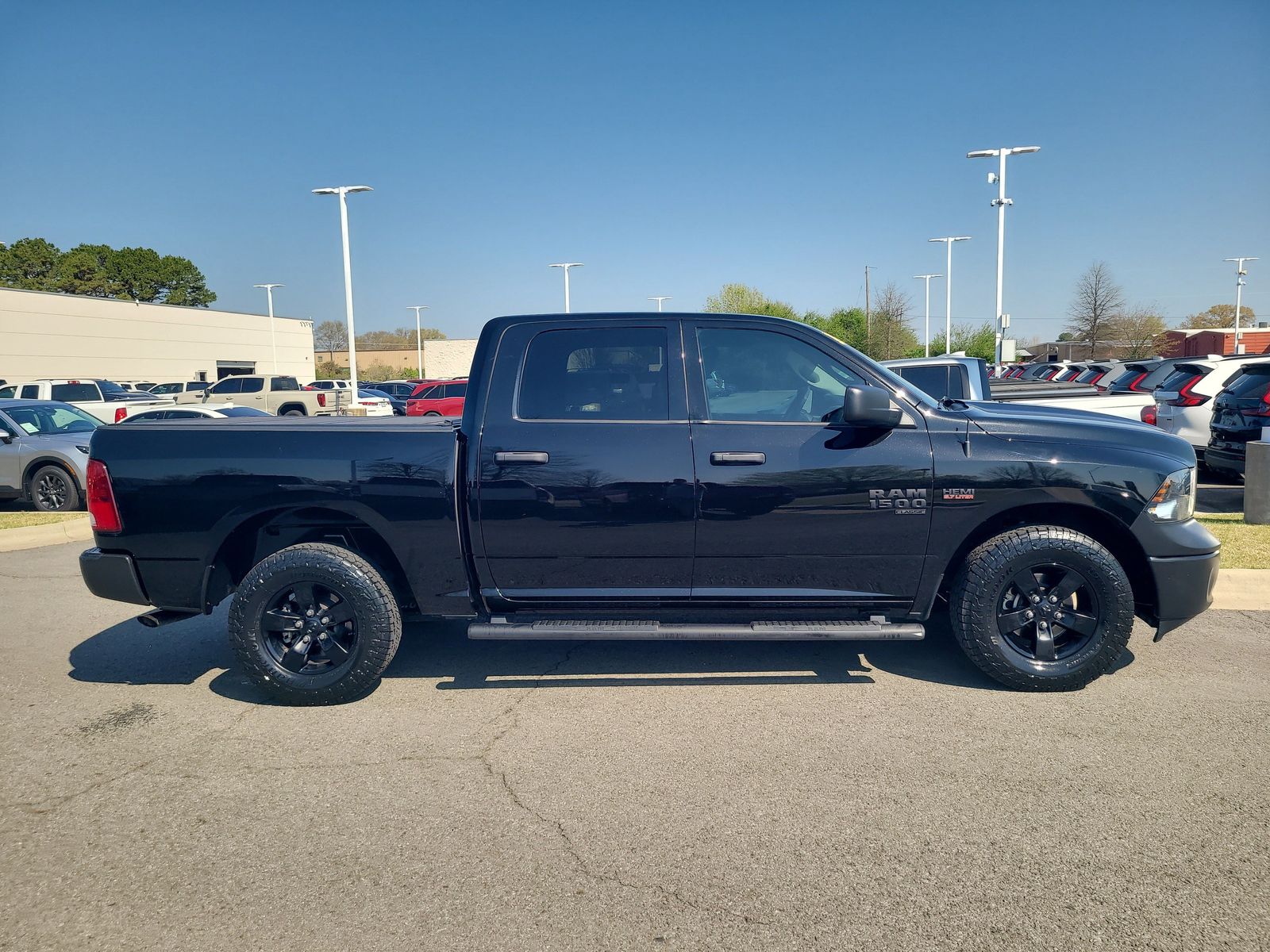 Used 2022 RAM Ram 1500 Classic Tradesman with VIN 3C6RR7KT9NG174091 for sale in Little Rock