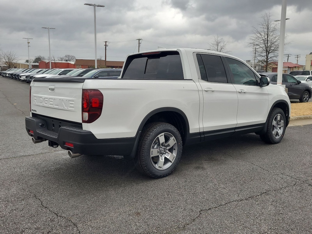New 2026 Honda Ridgeline RTL Truck Crew Cab