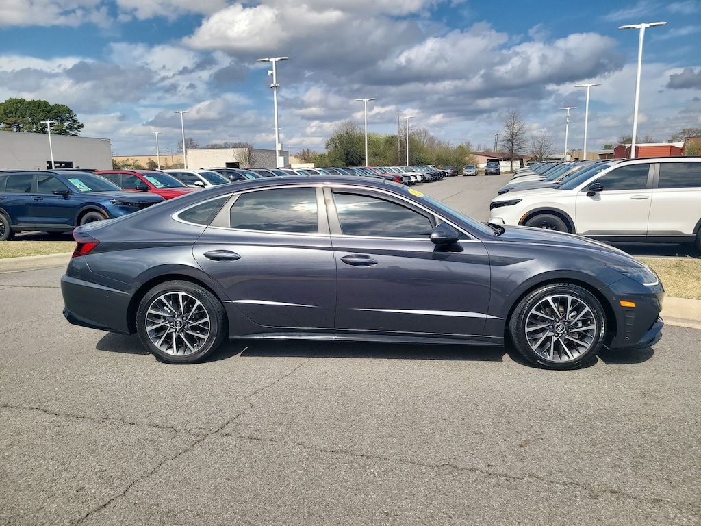 Used 2020 Hyundai Sonata Limited Sedan