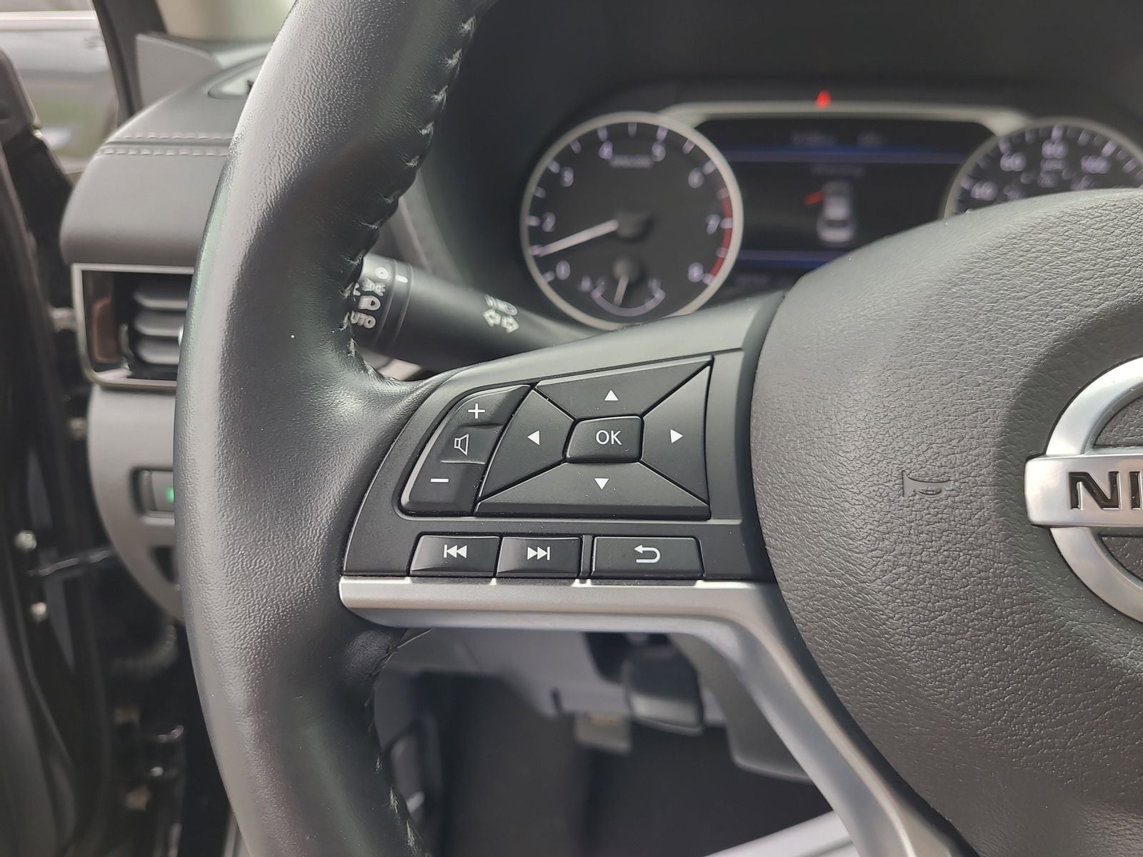 2021 Nissan Sentra SV - Photo 26