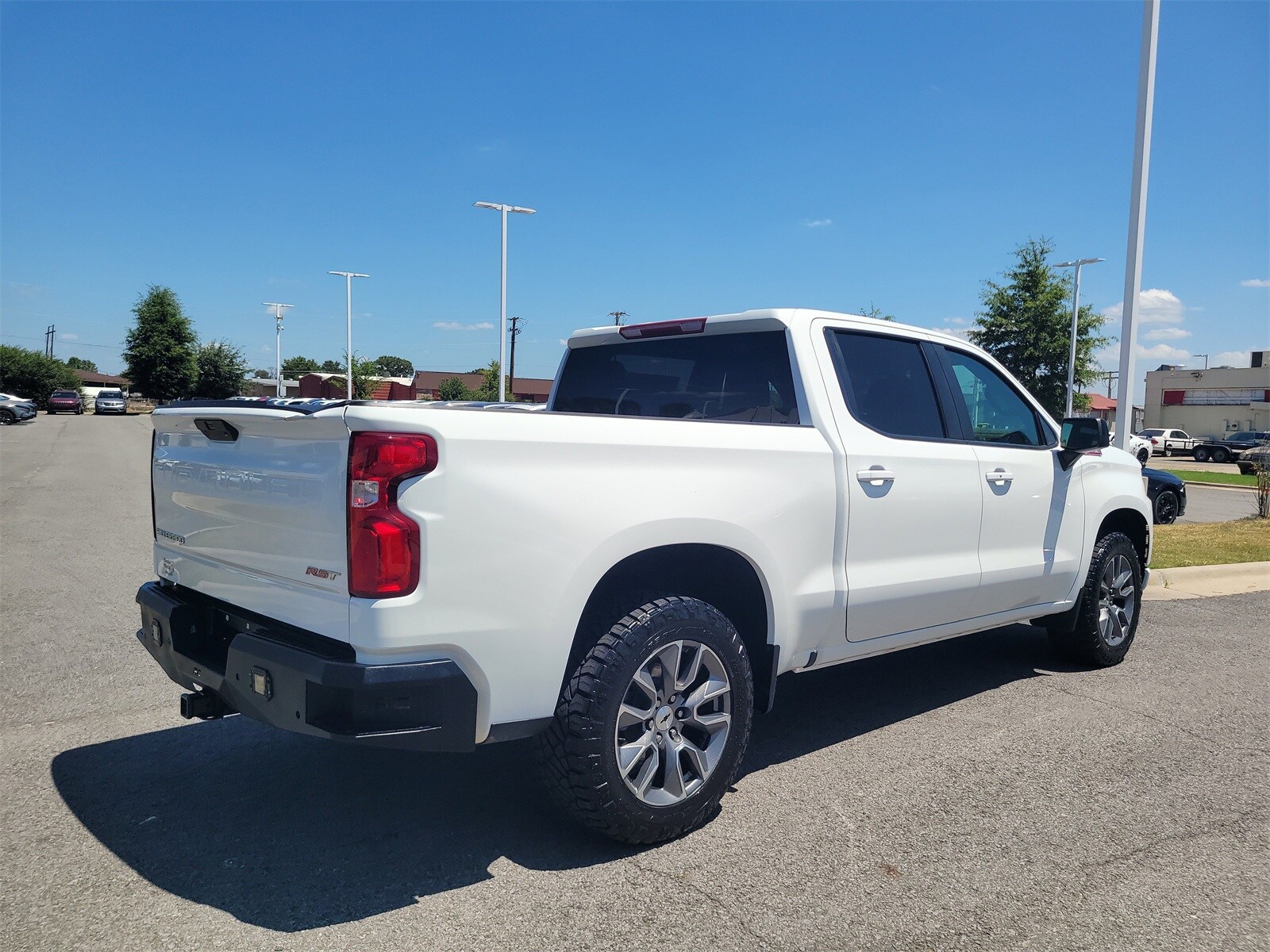 2022 Chevrolet Silverado 1500 RST photo 3