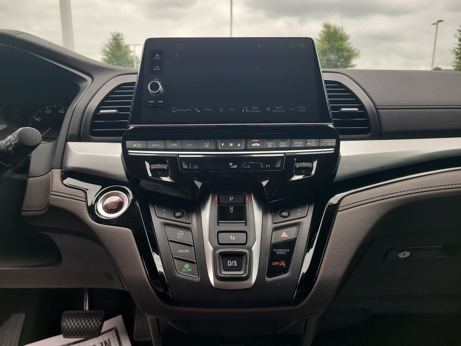 2026 Honda Odyssey Touring - Photo 18