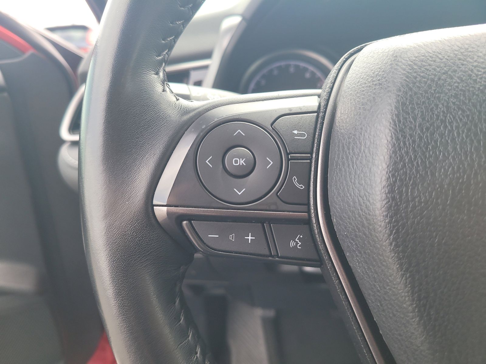 2024 Toyota Camry SE - Photo 14