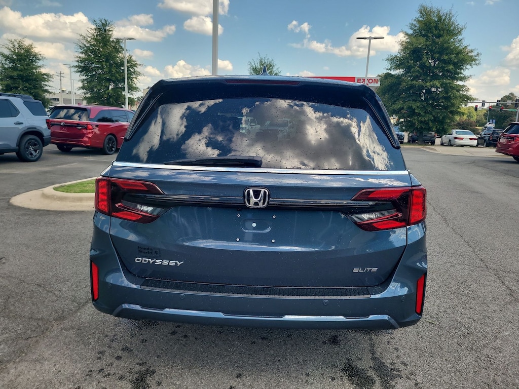 New 2027 Honda Odyssey Elite Van Passenger Van