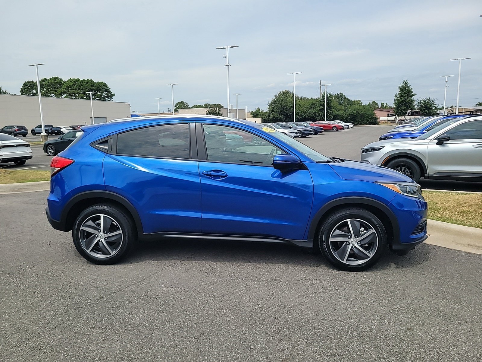 Used 2022 Honda HR-V EX with VIN 3CZRU6H52NM757656 for sale in Conway, AR