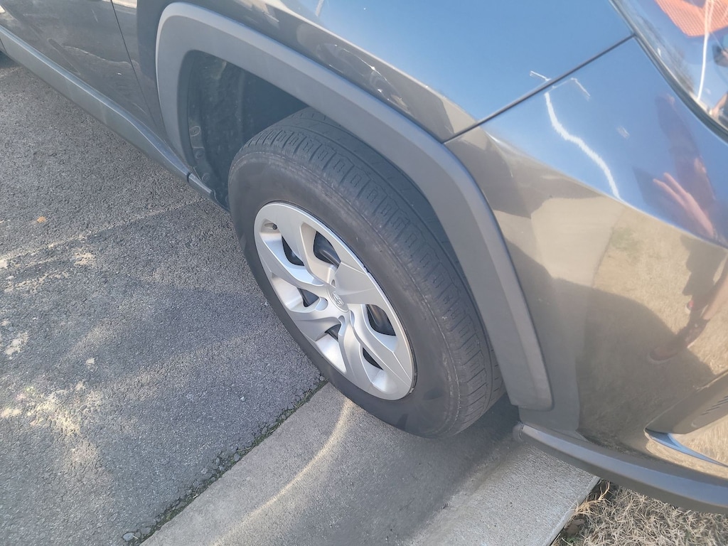 Used 2019 Toyota RAV4 LE SUV