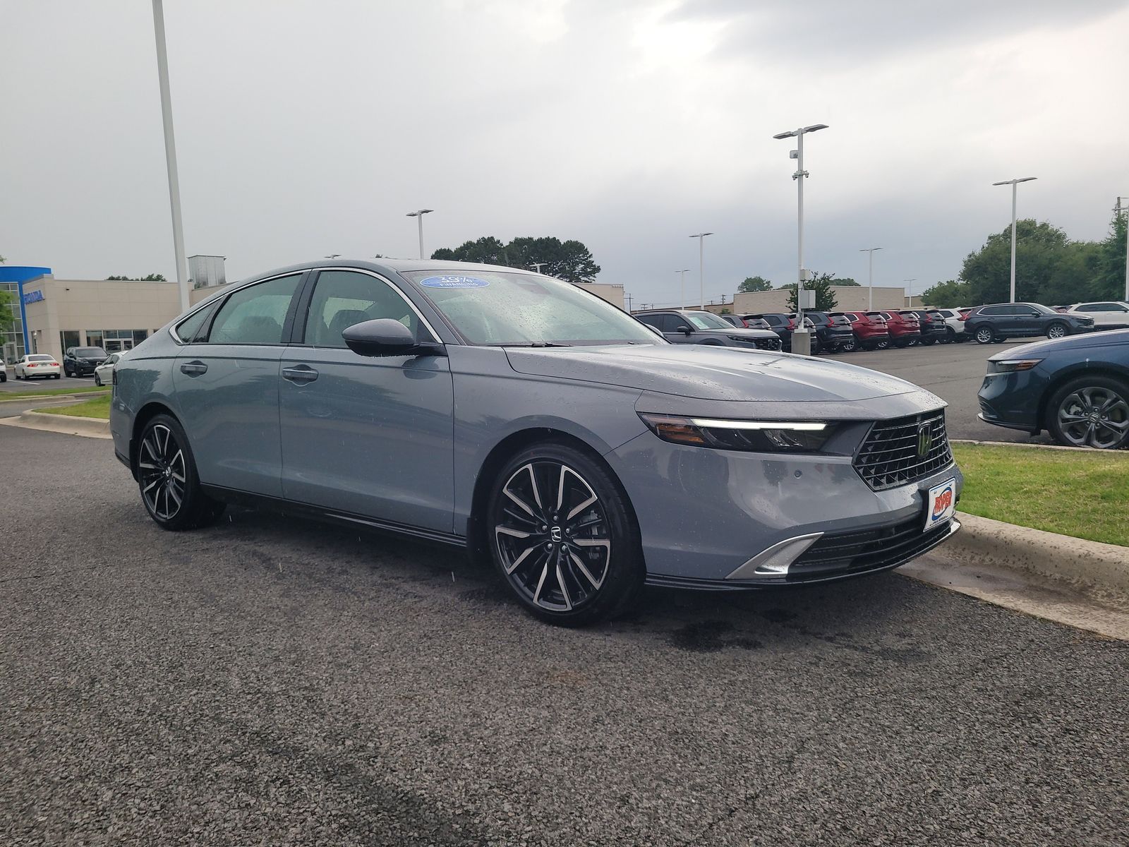 2026 Honda Accord Hybrid Touring's photo