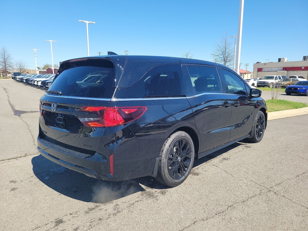 New 2026 Honda Odyssey Sport-L Van Passenger