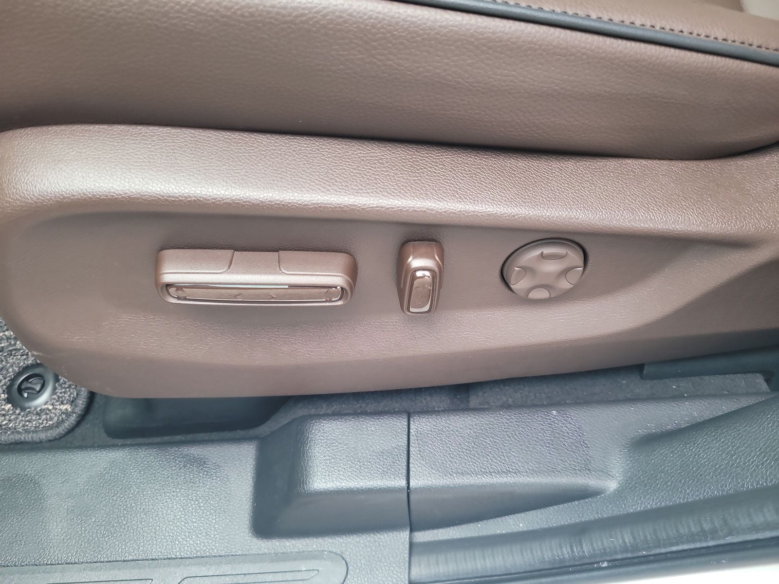 2026 Honda Odyssey Touring - Photo 12