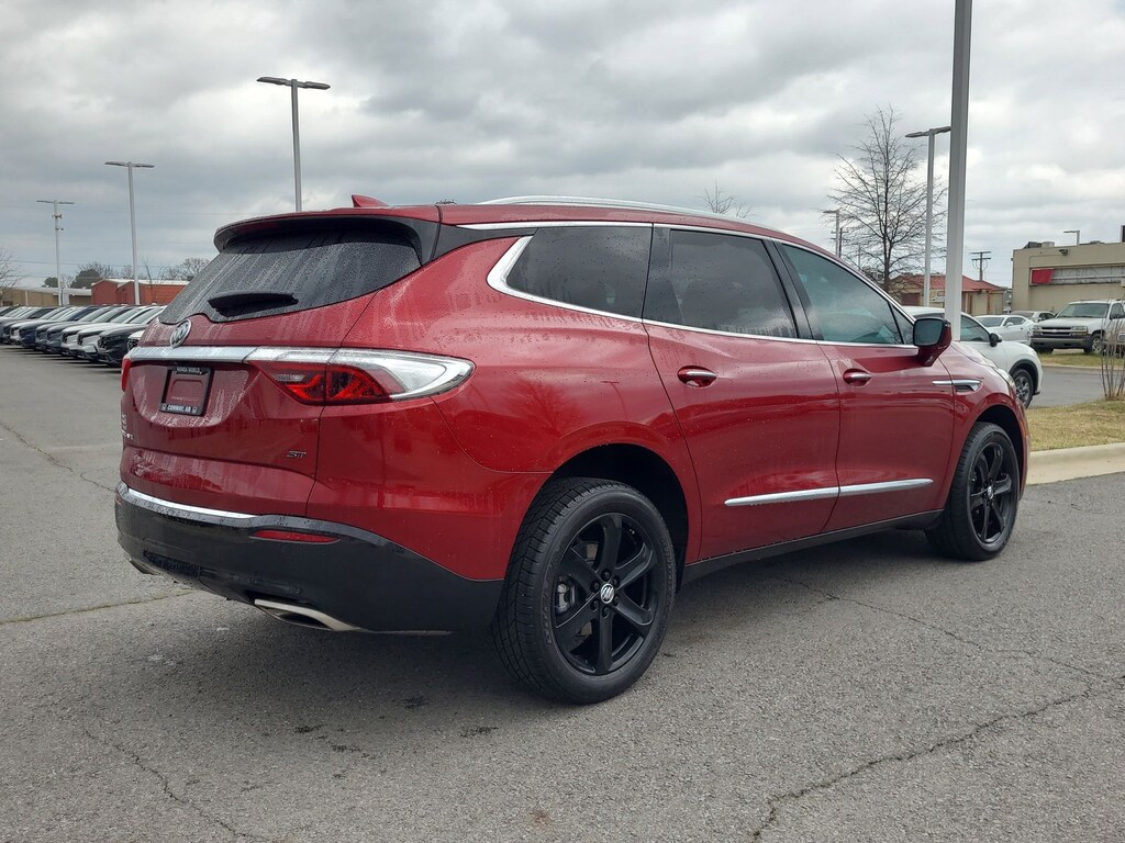 Used 2024 Buick Enclave Essence SUV