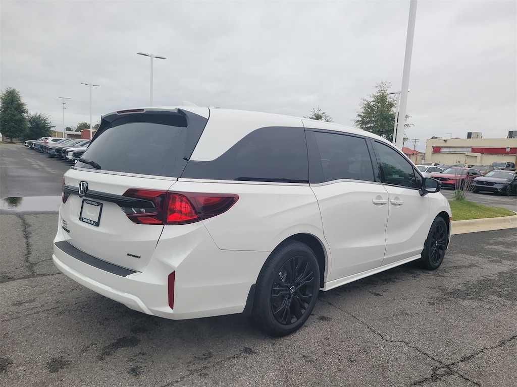 New 2026 Honda Odyssey Sport-L Van Passenger
