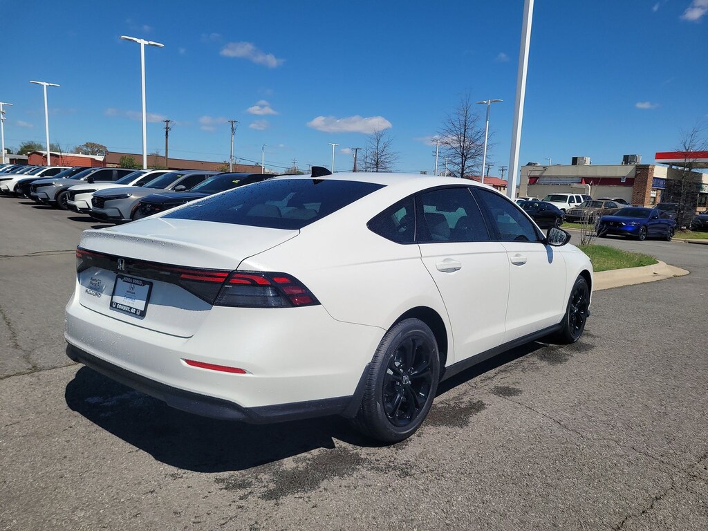 Used 2025 Honda Accord SE Sedan