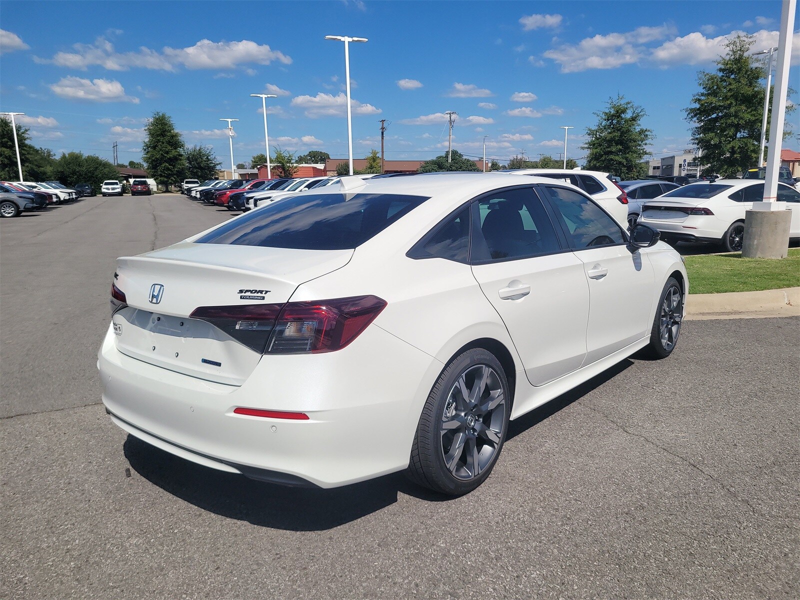 2026 Honda Civic Hybrid Sport Touring photo 3