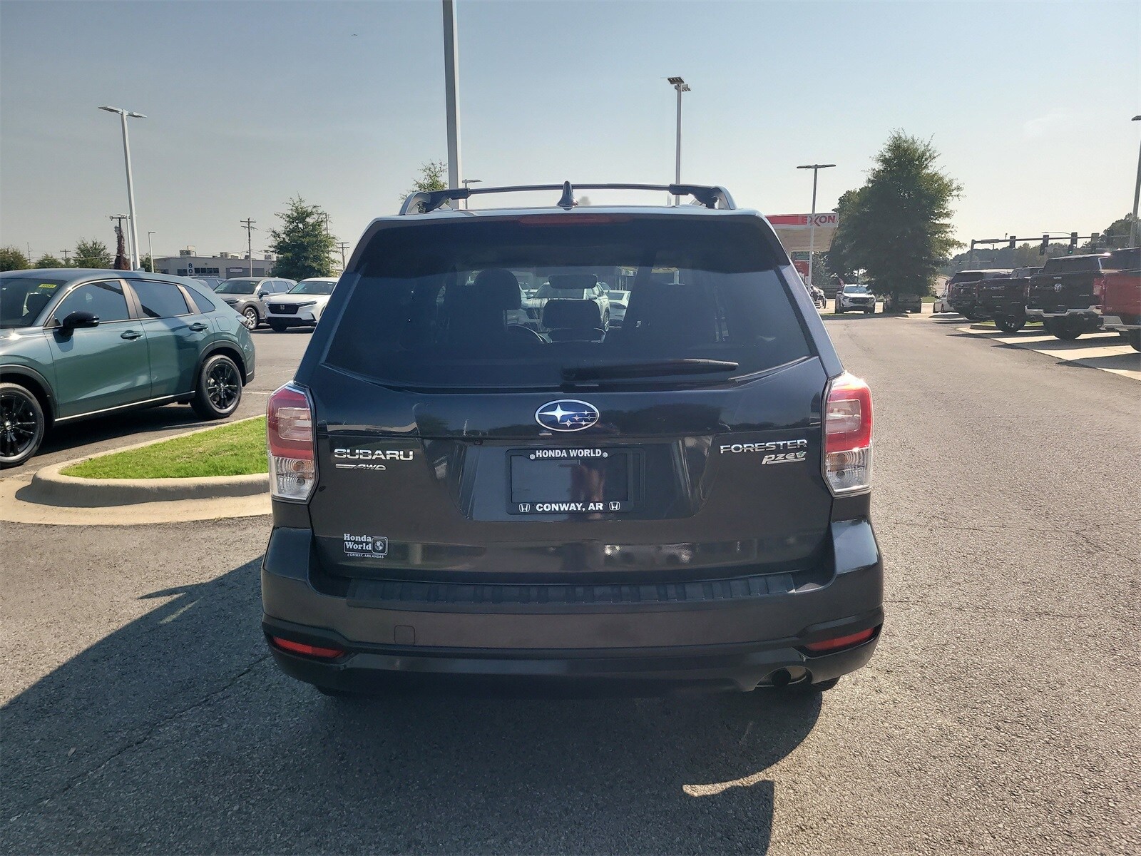 2017 Subaru Forester 2.5i Premium photo 3