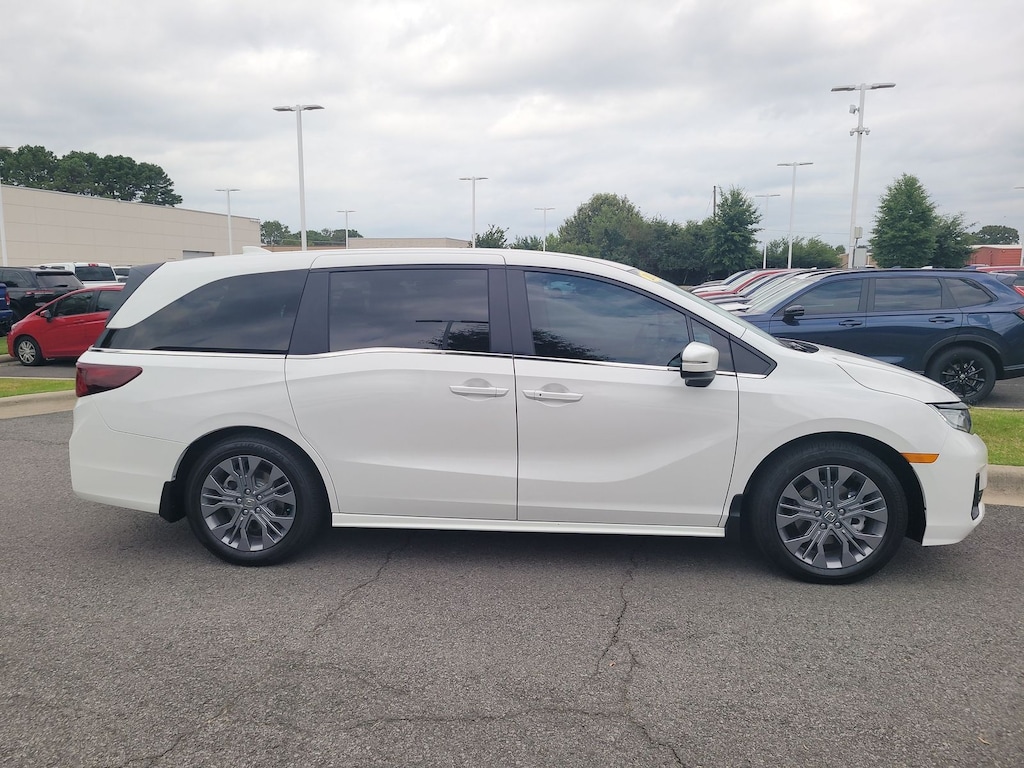 Used 2026 Honda Odyssey Touring Van Passenger