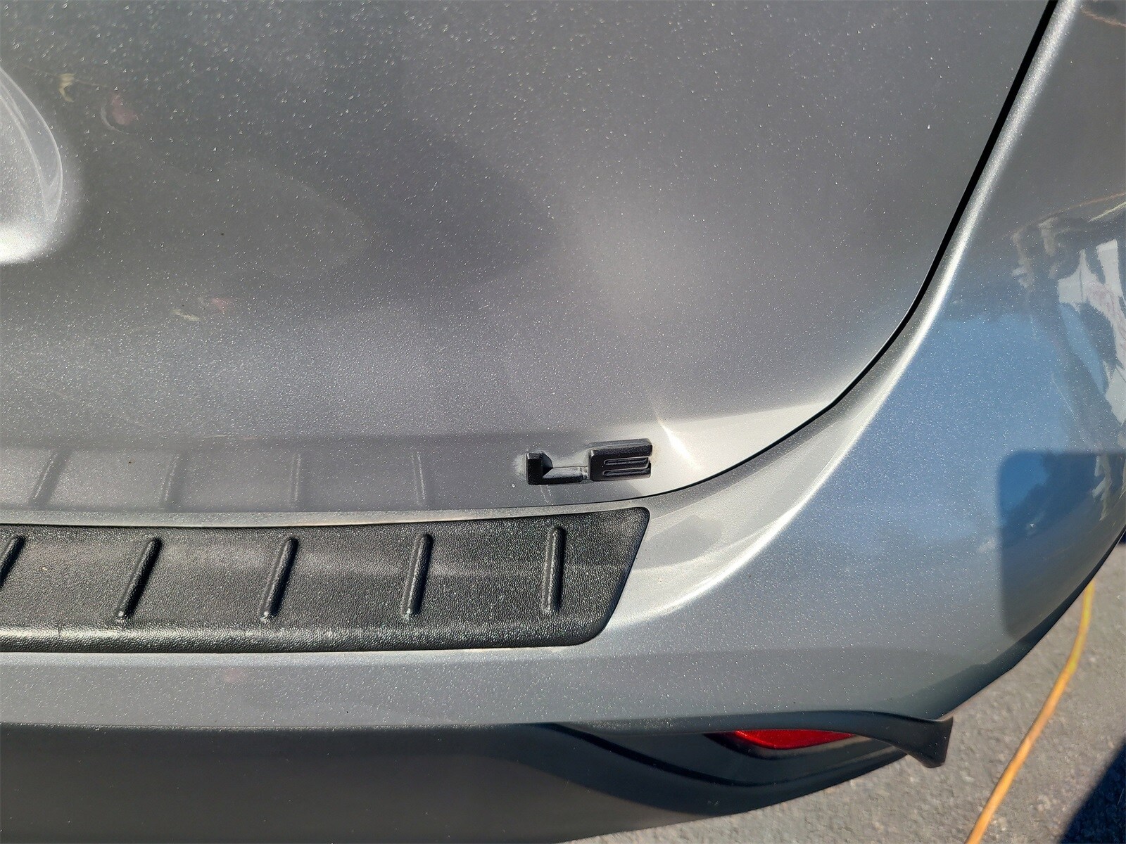 2023 Toyota Highlander LE Plus photo 3