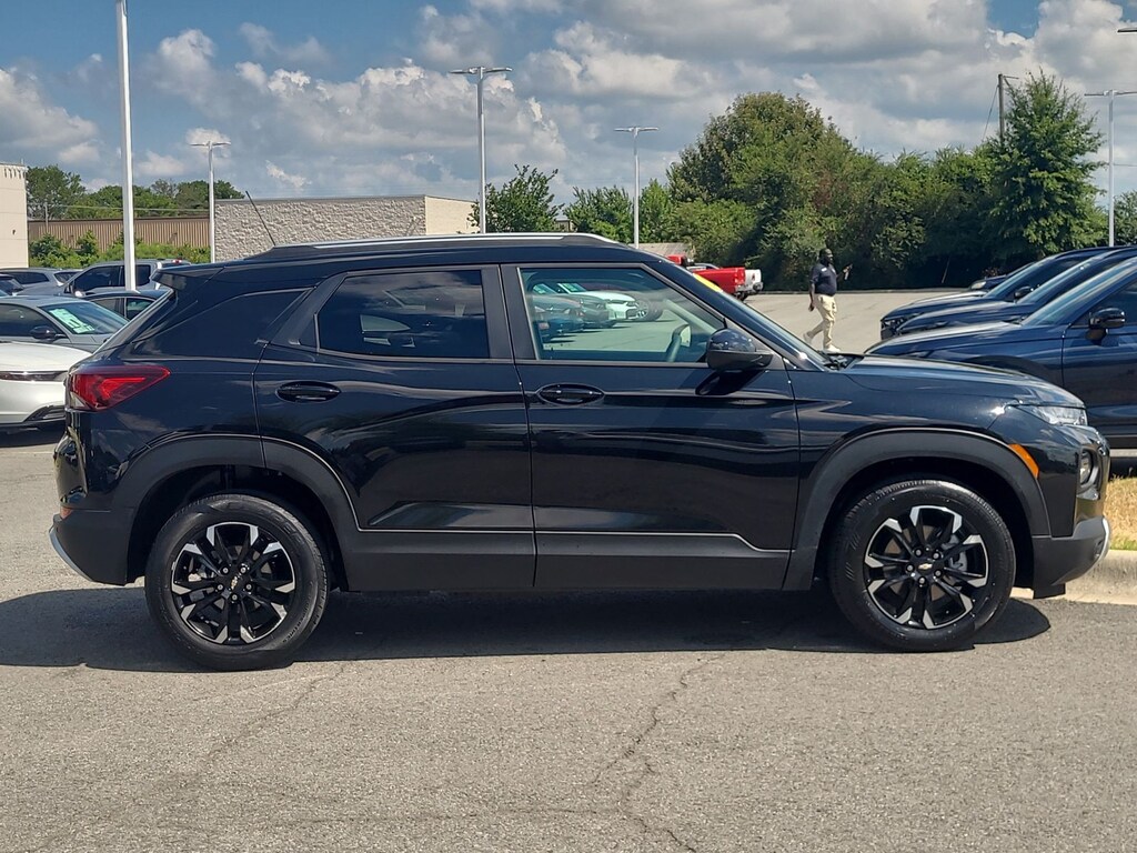 Used 2022 Chevrolet Trailblazer LT SUV