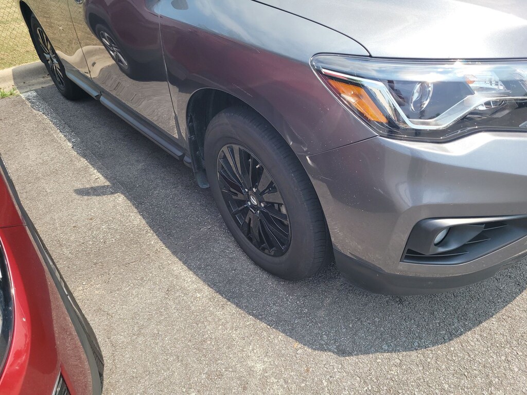 Used 2020 Nissan Pathfinder SV SUV