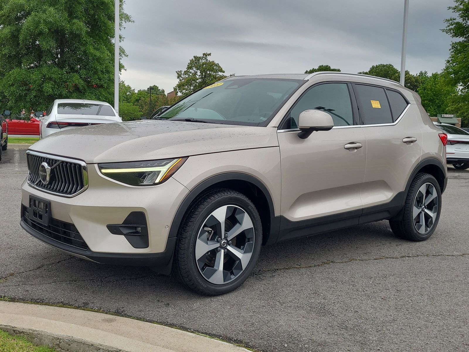 2023 Volvo XC40 Ultimate - Photo 7