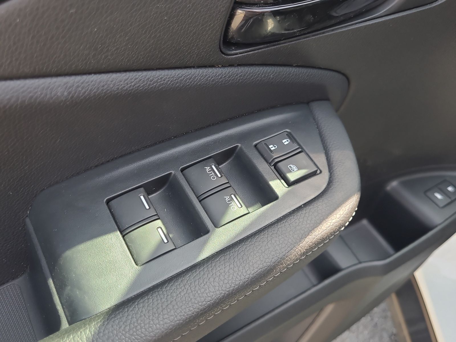 2023 Honda Passport Elite - Photo 23