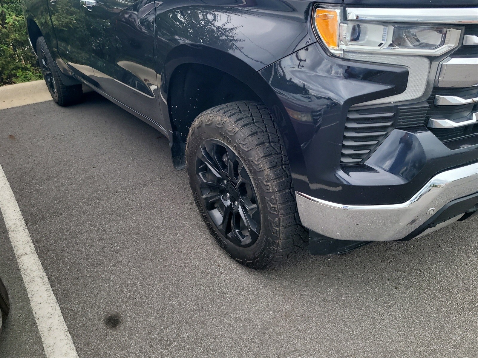 2023 Chevrolet Silverado 1500 LTZ photo 4