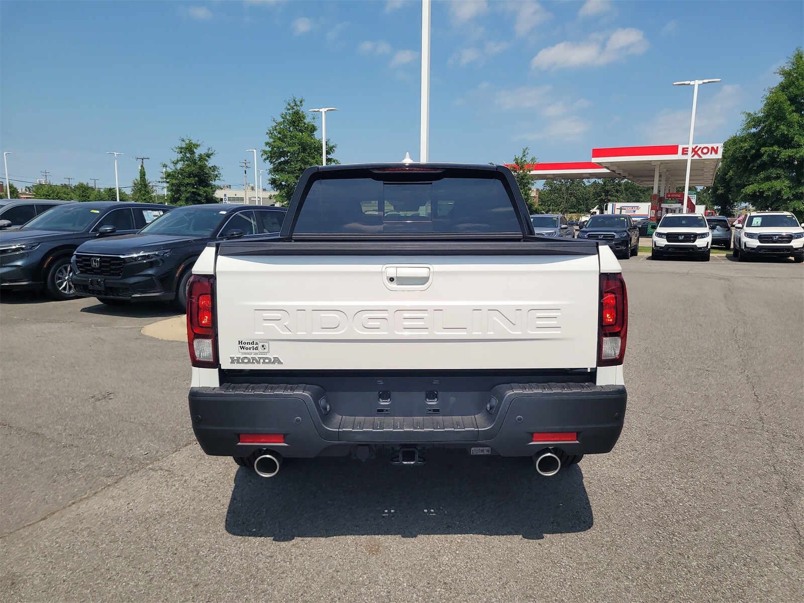 2025 Honda Ridgeline Black Edition photo 4