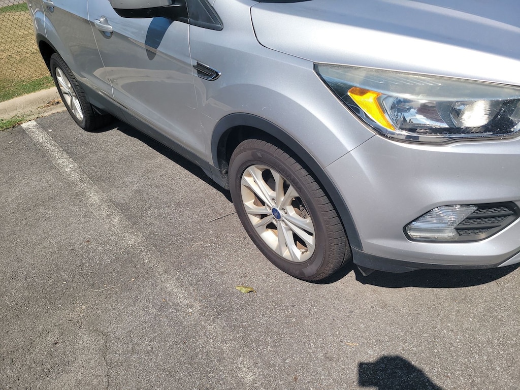 Used 2018 Ford Escape SE SUV