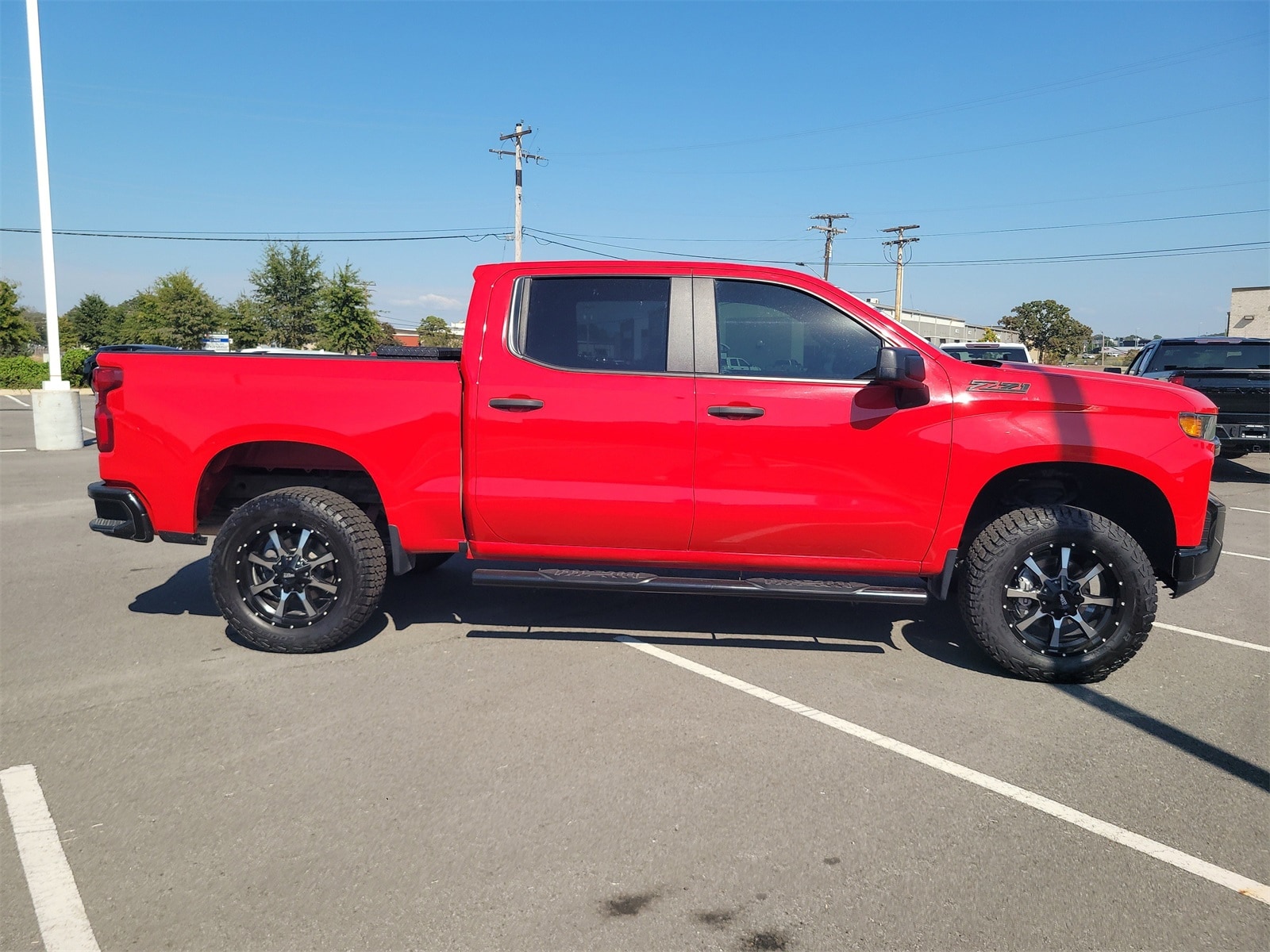 Used 2021 Chevrolet Silverado 1500 Custom with VIN 1GCPYCEF1MZ350132 for sale in Little Rock