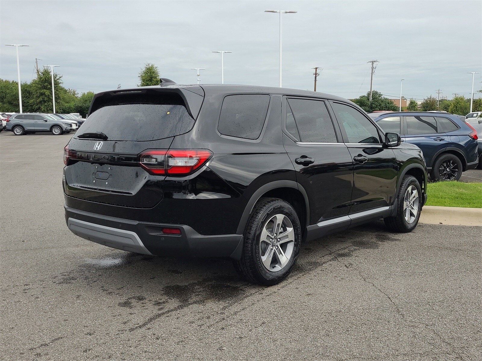 2025 Honda Pilot EX-L photo 3