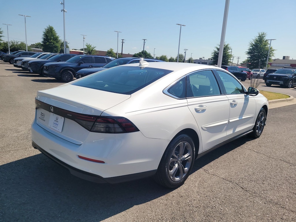 Used 2024 Honda Accord EX Sedan