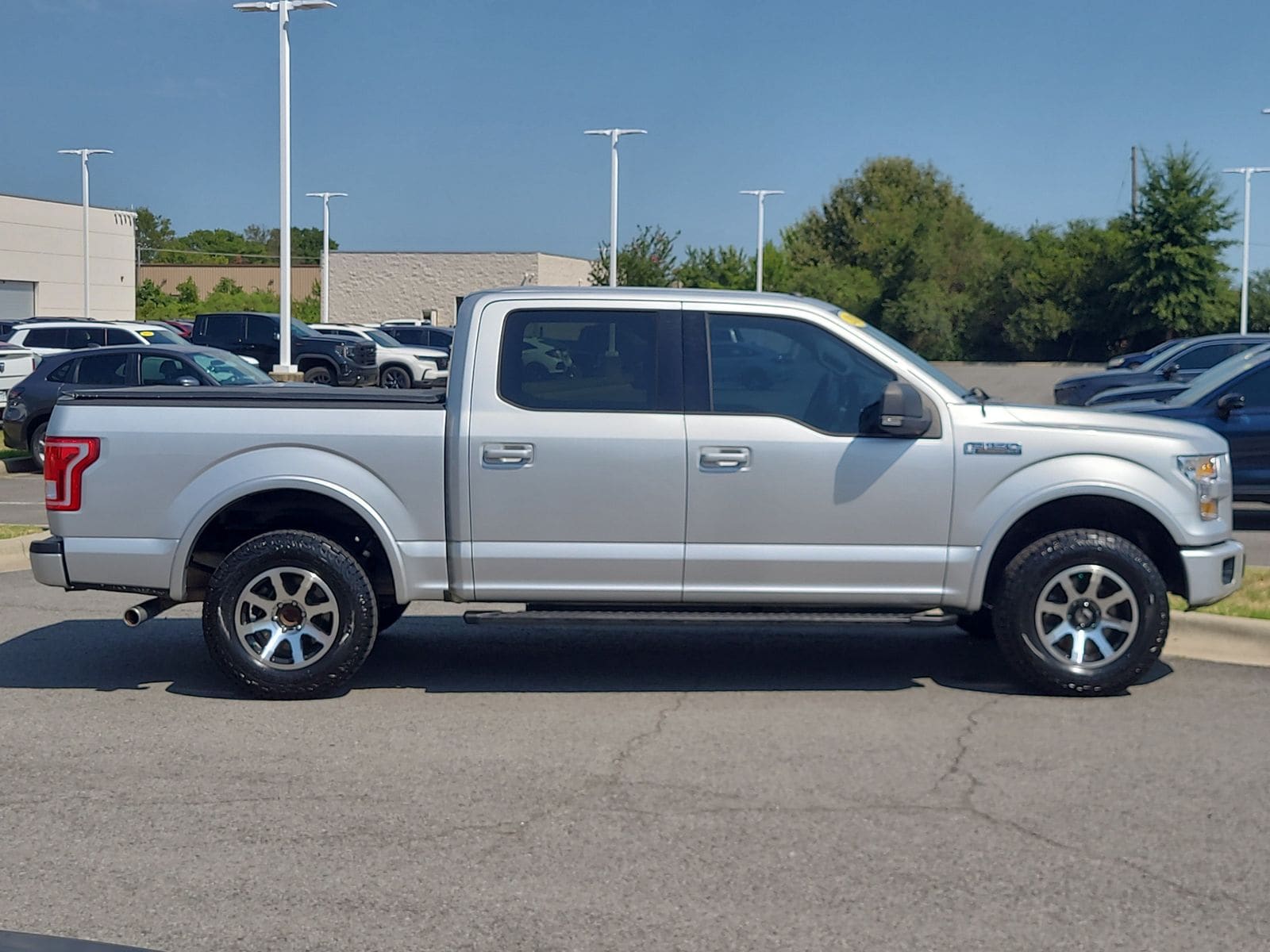 Used 2016 Ford F-150 XLT with VIN 1FTEW1CF1GKD20601 for sale in Little Rock