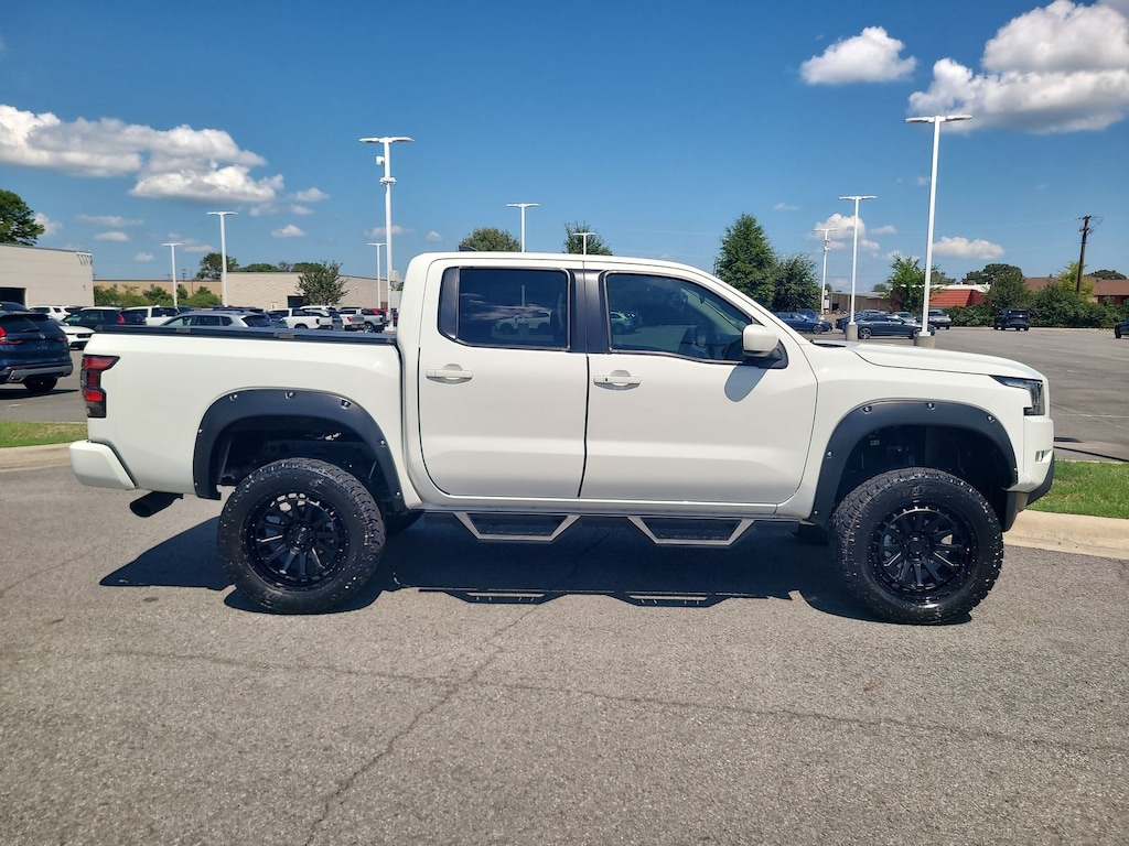 Used 2023 Nissan Frontier SV Truck Crew Cab