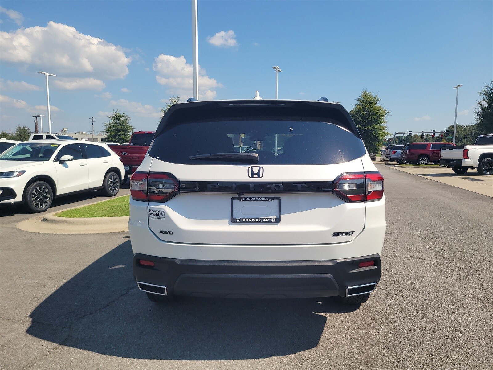 2024 Honda Pilot Sport photo 4