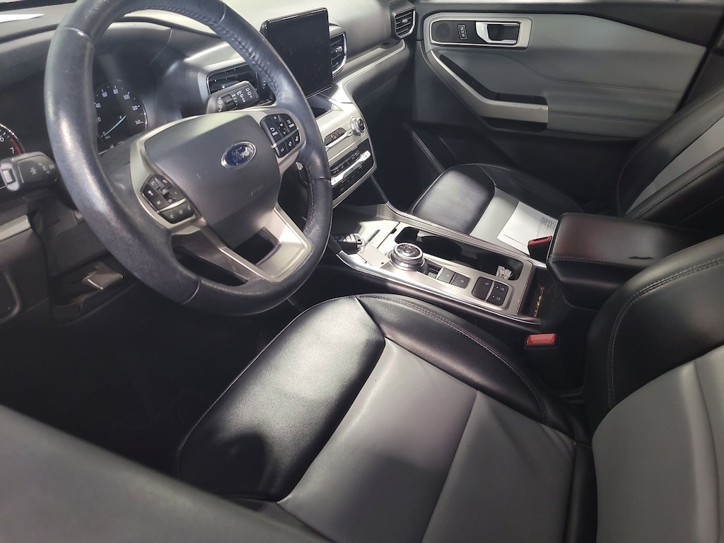Used 2022 Ford Explorer XLT SUV