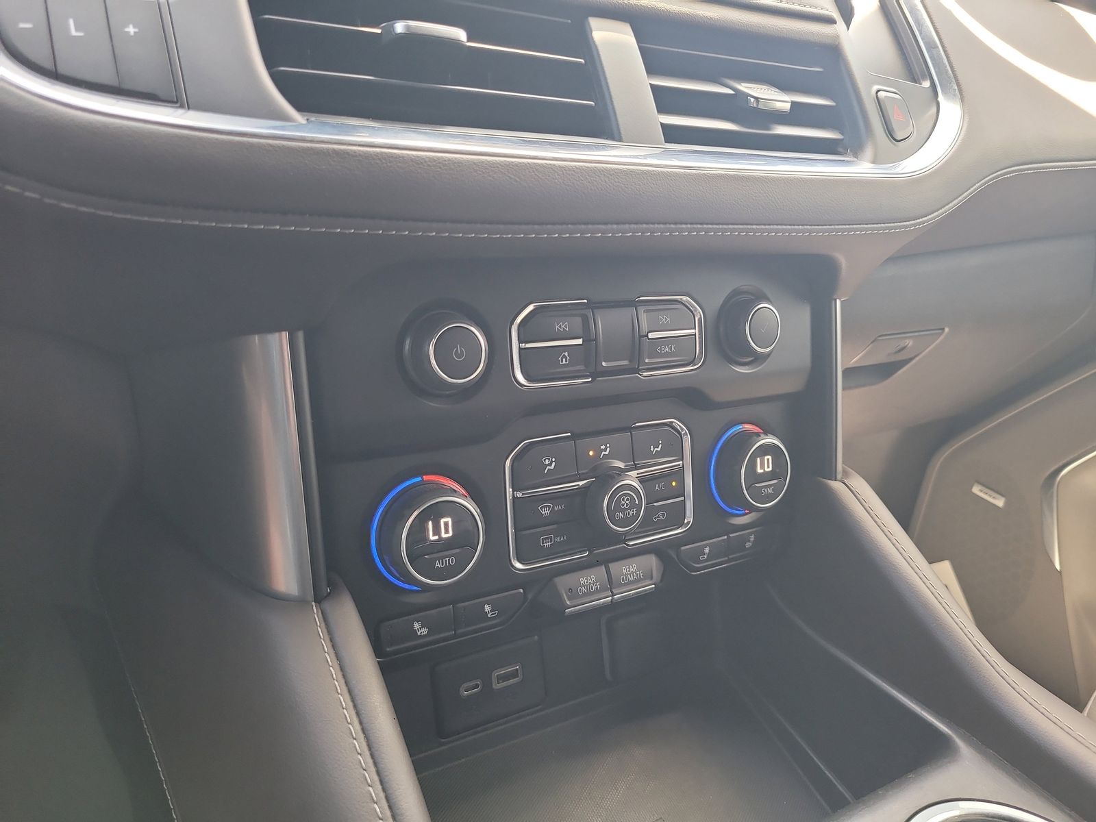 2023 Chevrolet Tahoe Z71 - Photo 18