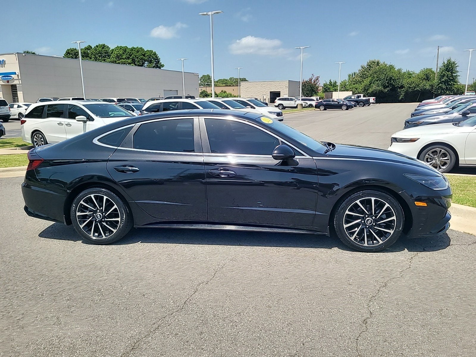 Used 2021 Hyundai Sonata Limited with VIN 5NPEH4J28MH090271 for sale in Conway, AR