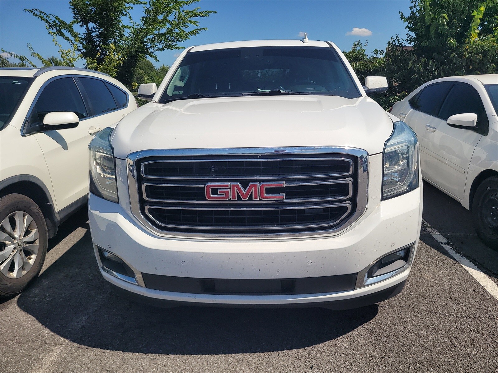2018 Gmc Yukon SLT photo 2