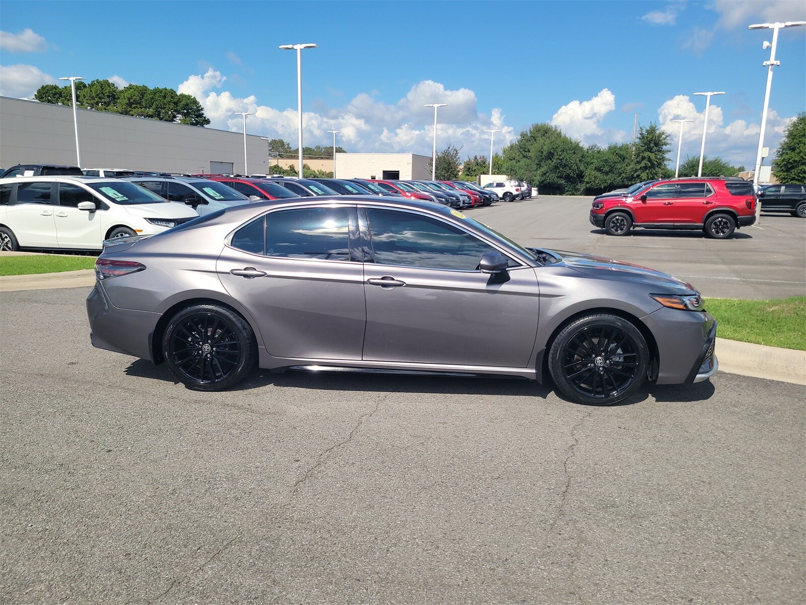 2023 Toyota Camry XSE photo 2