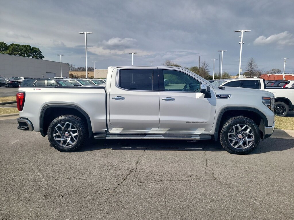 Used 2022 GMC Sierra 1500 SLT Truck Crew Cab