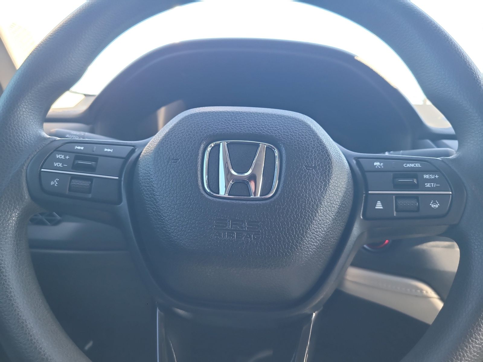 2025 Honda Accord SE - Photo 13