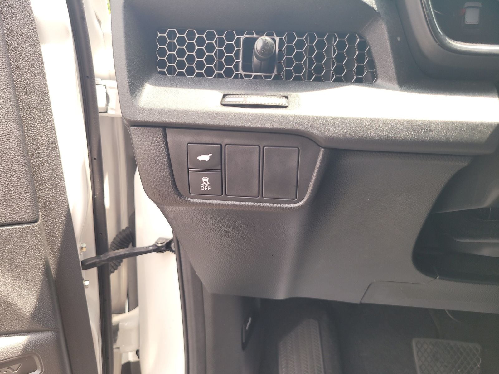 2025 Honda CR-V Sport-L - Photo 17