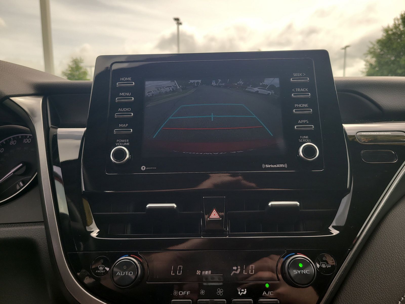 2024 Toyota Camry SE - Photo 20